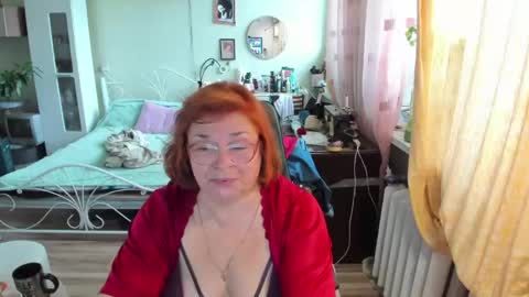 Flowerlower online show from May 17, 5:05 am