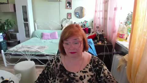 Flowerlower online show from May 23, 8:07 am