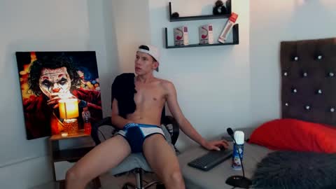 flowers109 online show from January 12, 1:21 am