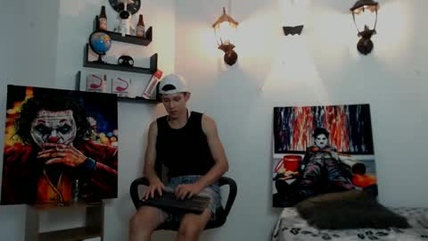 flowers109 online show from January 28, 9:50 pm