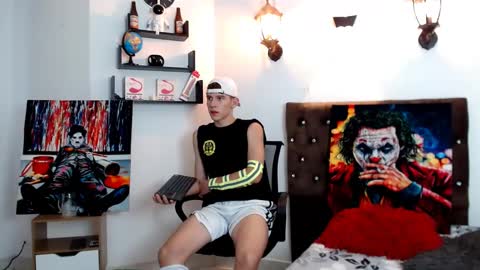 flowers109 online show from February 24, 10:25 pm