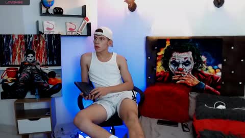 flowers109 online show from February 26, 10:53 pm