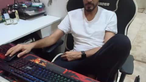Snapshot of flowthefun chatting on July 20, 12:25 am flowthefun online show from July 20, 12:25 am