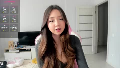 Snapshot of fluffy_rose chatting on May 19, 4:08 am Rose online show from May 19, 4:08 am