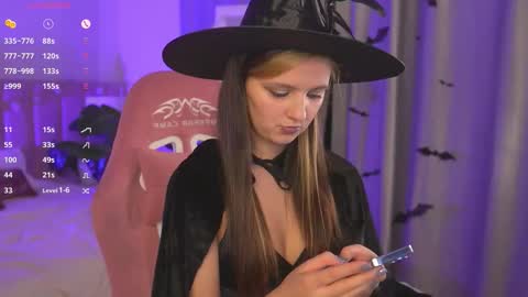 LilLisa online show from October 24, 4:14 pm