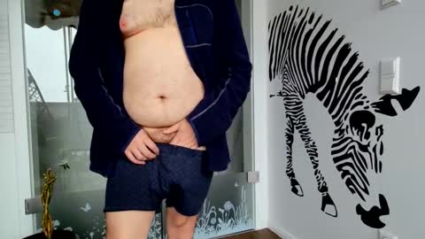 Snapshot of fluffybutt_ chatting on February 1, 12:48 pm fluffybutt_ online show from February 1, 12:48 pm