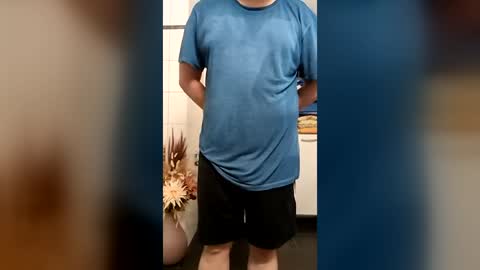 Snapshot of fluffybutt_ chatting on July 12, 5:04 pm fluffybutt_ online show from July 12, 5:04 pm
