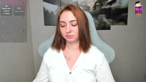 Snapshot of flufyfoxx chatting on June 14, 2:24 am Lina online show from June 14, 2:24 am