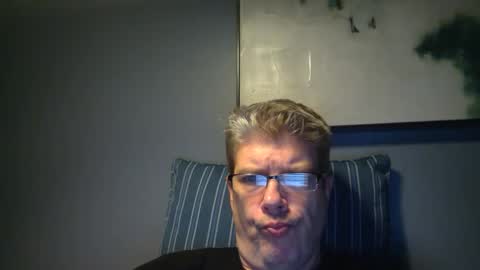 Snapshot of fluidconscience chatting on March 9, 6:06 am FluidConscience online show from March 9, 6:06 am