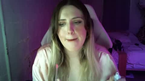 Flux online show from October 6, 1:08 pm