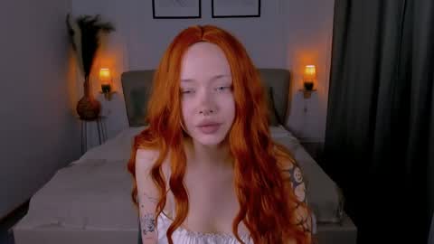 fly_dragon_fly online show from May 4, 1:51 pm