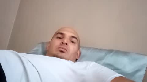 Snapshot of fn389 chatting on February 23, 7:28 pm Frank online show from February 23, 7:28 pm