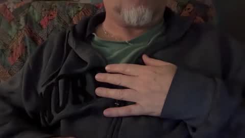 Snapshot of fnkywht60smthng_ chatting on February 3, 5:49 am fnkywht60smthng_ online show from February 3, 5:49 am