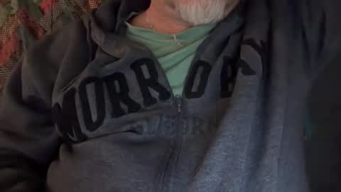 Snapshot of fnkywht60smthng_ chatting on February 3, 6:22 am fnkywht60smthng_ online show from February 3, 6:22 am