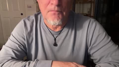 Snapshot of fnkywht60smthng_ chatting on February 22, 7:40 am fnkywht60smthng_ online show from February 22, 7:40 am