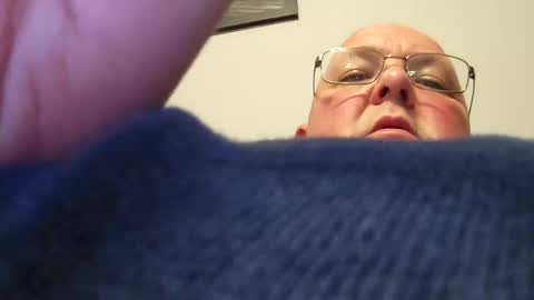 Snapshot of focusfuker chatting on December 26, 11:57 pm focusfuker online show from December 26, 11:57 pm