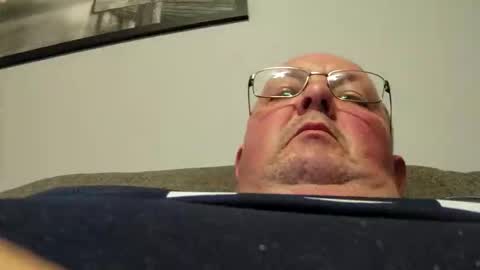 Snapshot of focusfuker chatting on January 10, 11:31 pm focusfuker online show from January 10, 11:31 pm