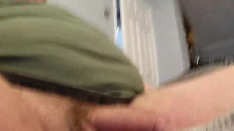 Snapshot of focusfuker chatting on February 19, 2:24 pm focusfuker online show from February 19, 2:24 pm