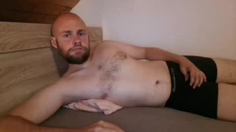 Snapshot of foniks96 chatting on June 28, 9:32 pm Martin Grob online show from June 28, 9:32 pm