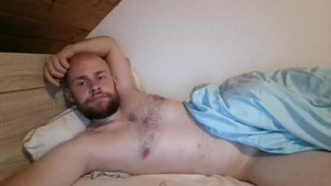 Snapshot of foniks96 chatting on July 5, 9:33 pm Martin Grob online show from July 5, 9:33 pm