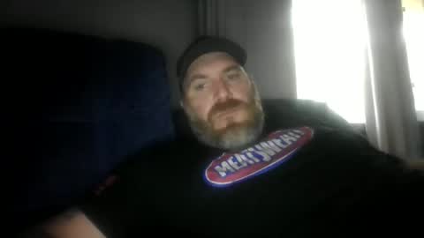 Snapshot of footballtroyg chatting on October 6, 4:59 pm footballtroyg online show from October 6, 4:59 pm