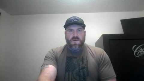 Snapshot of footballtroyg chatting on November 24, 11:04 pm footballtroyg online show from November 24, 11:04 pm