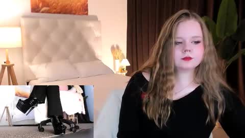 Molly online show from September 16, 12:33 am