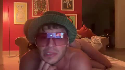 Snapshot of forbiddenalchemy075 chatting on January 20, 1:28 am forbiddenalchemy075 online show from January 20, 1:28 am