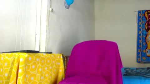 Snapshot of forestcanm chatting on January 20, 12:36 am Frank online show from January 20, 12:36 am