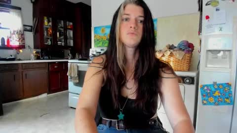 forestdarling online show from November 15, 9:21 pm