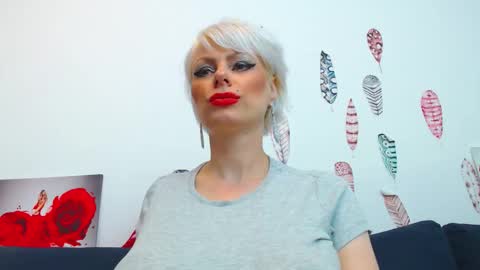 Snapshot of forever_barbie chatting on September 19, 11:16 pm Adana online show from September 19, 11:16 pm