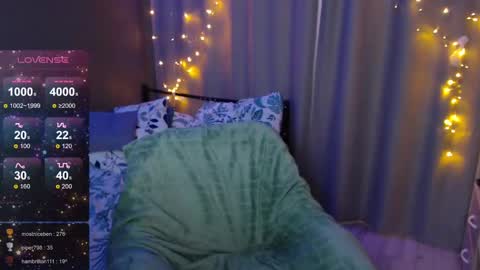 Julia online show from December 20, 4:53 am