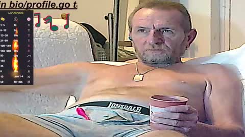 Snapshot of forexxxx_man chatting on December 17, 4:34 am doc online show from December 17, 4:34 am