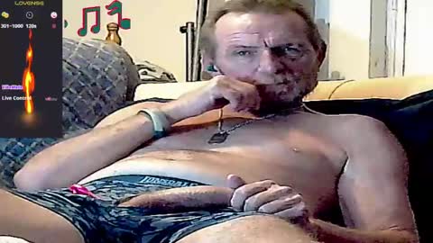 Snapshot of forexxxx_man chatting on January 9, 1:39 am doc online show from January 9, 1:39 am
