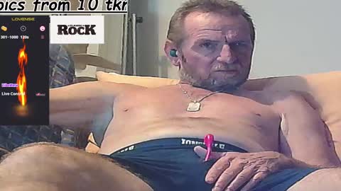 Snapshot of forexxxx_man chatting on January 17, 2:18 am doc online show from January 17, 2:18 am