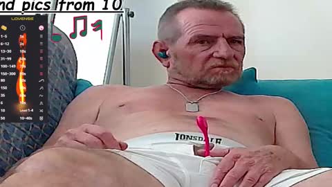 Snapshot of forexxxx_man chatting on March 4, 11:40 am doc online show from March 4, 11:40 am