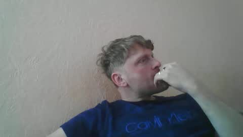 forgotten_lover online show from March 6, 8:55 am