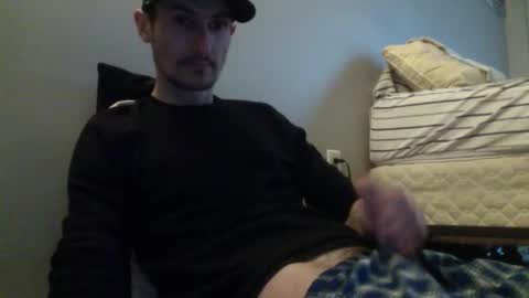 Snapshot of forlorndog chatting on April 14, 9:10 pm forlorndog online show from April 14, 9:10 pm