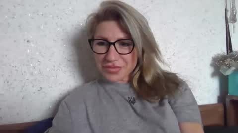 fox_red_lady7 online show from January 13, 8:30 am