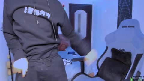 Foxicfu online show from January 27, 4:33 pm