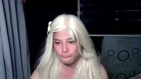 KITTY online show from November 11, 7:30 am