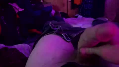 Snapshot of foxrun2 chatting on March 3, 2:18 am foxrun2 online show from March 3, 2:18 am