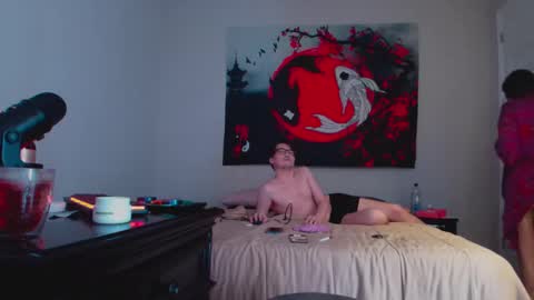 Snapshot of foxxerotique chatting on September 24, 1:20 am FoxxErotique online show from September 24, 1:20 am