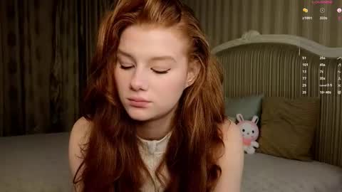 Snapshot of foxxx_tail chatting on October 23, 2:49 pm Petra online show from October 23, 2:49 pm