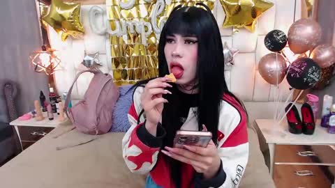 Foxxy  online show from October 10, 12:04 pm