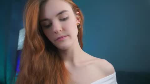 Snapshot of foxy_cute4you chatting on November 24, 8:08 pm Eva online show from November 24, 8:08 pm