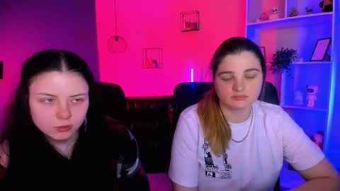 Snapshot of foxy_tease_ chatting on February 1, 8:07 pm foxy_tease_ online show from February 1, 8:07 pm