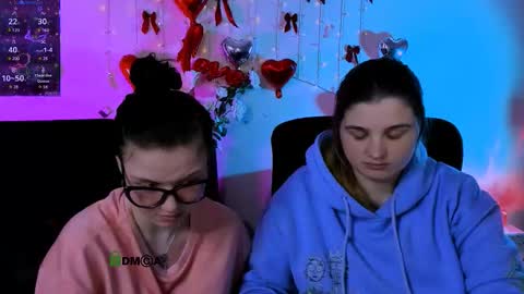 Snapshot of foxy_tease_ chatting on February 23, 7:55 pm foxy_tease_ online show from February 23, 7:55 pm