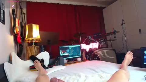 FoxyandTed online show from October 8, 3:53 pm