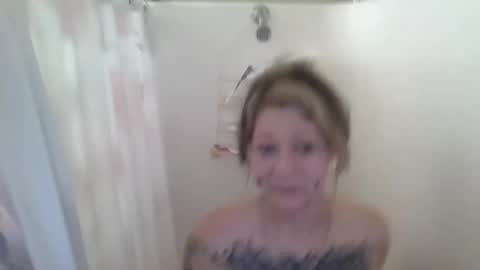 foxyfang online show from September 26, 1:48 pm